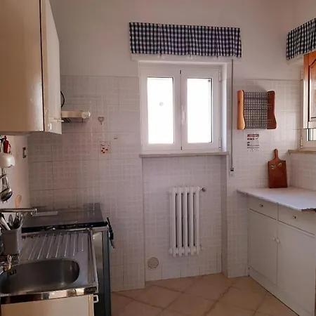 Eden House * Bari