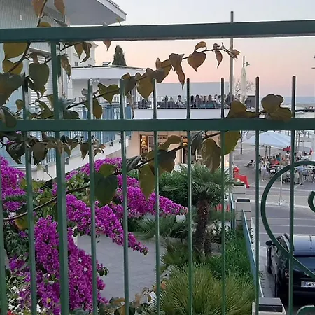 Apartament Eden House Bari